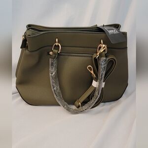 NWT Mia K Collection Gardenia Vegan Leather Bag W/Wallet & Shoulder Str…